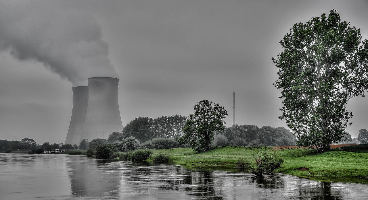 découvrez tout sur les réacteurs nucléaires, leur fonctionnement, leurs applications et leur importance dans la production d'énergie.