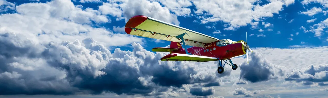 L’OACI renforce le cadre mondial du transport aérien pour atteindre des émissions de carbone nettes nulles et promouvoir un développement durable.