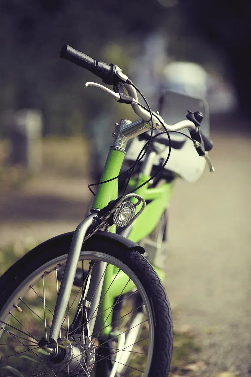 « Le bonheur à portée de pédale » : les étudiants de Reims peuvent désormais louer un vélo sur les campus pour faciliter leurs déplacements