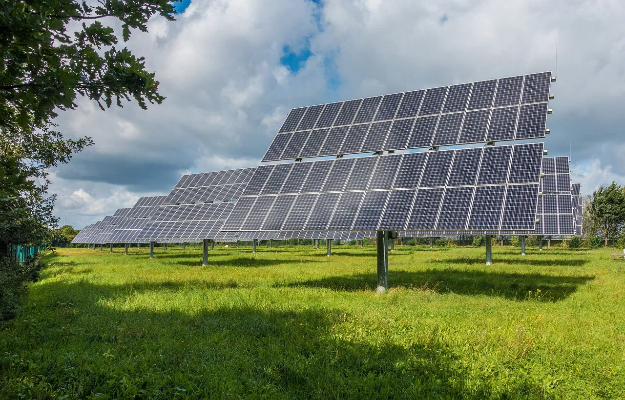 Vers un bilan carbone neutre : le défi des énergies renouvelables