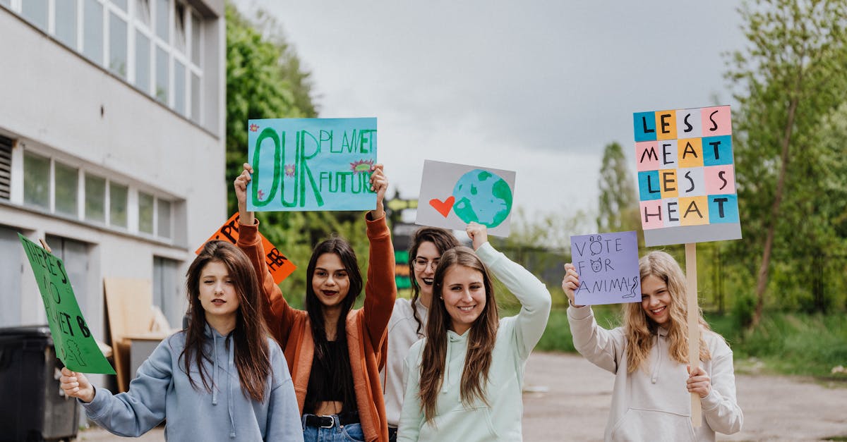 découvrez comment la justice climatique vise à équilibrer les impacts du changement climatique sur les communautés vulnérables, à promouvoir l'équité dans les décisions environnementales et à assurer un avenir durable pour tous. engagez-vous pour un monde plus juste et respectueux de l'environnement.