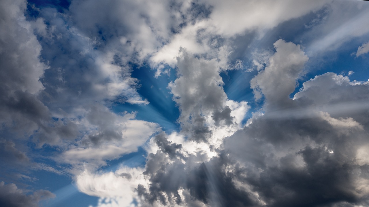 découvrez le potentiel du cloud computing : stockez, gérez et accédez à vos données de manière sécurisée et flexible. optimisez votre productivité avec des solutions cloud adaptées à vos besoins.