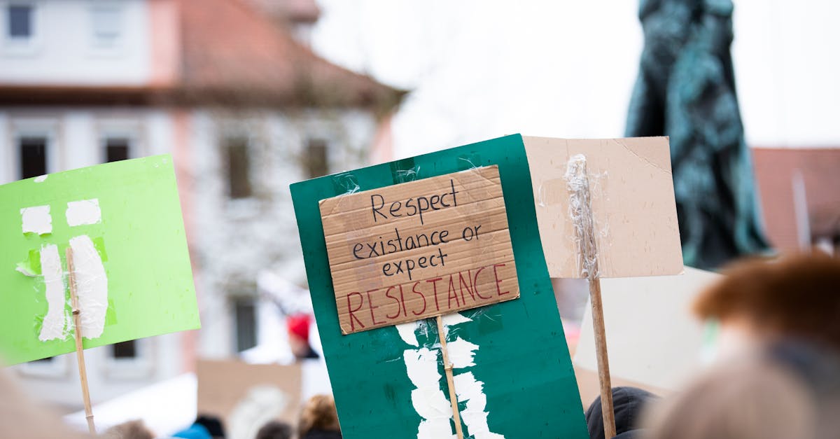 découvrez l'importance de la responsabilité sociale des entreprises (rse) et comment elle influence positivement les sociétés, favorise le développement durable et renforce l'engagement auprès des communautés.